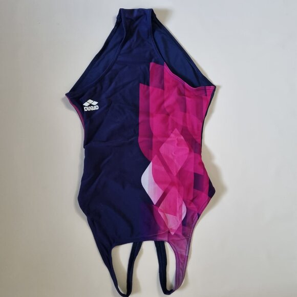 Huge Wardrobe Lot 10-Piece Bundle - Pants, Skirt, Tops, Swim - Picture 6 of 14